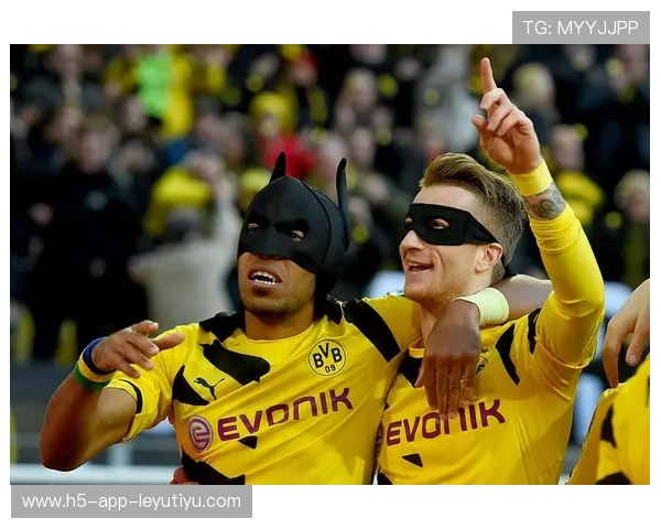 德天空：多特希望与布兰特续约但球员需接受降薪，多特蒙德天才球员