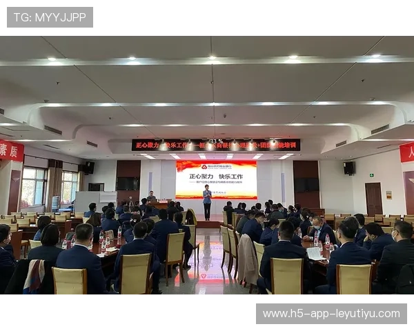 突破心理壁垒，成就巅峰：国家队备战中的心理建设之道